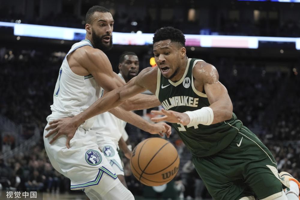 并且脚下动 并且脚下动