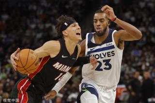 中显露出了 中显露出了